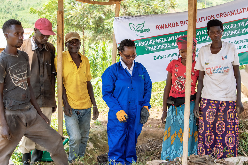 Demonstration session in Gatoro